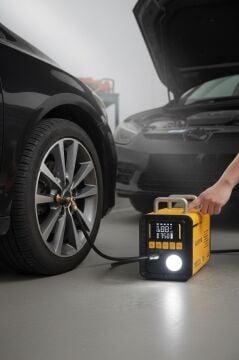 Auhma A8833 16.000 mAh Akü Takviye ve Lastik Şişirme Cihazı